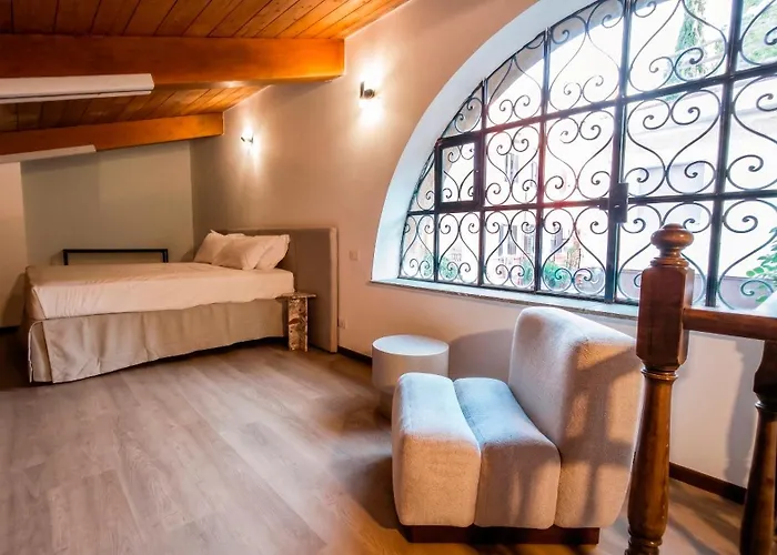 Trastevere Cinema Lofts * Rom