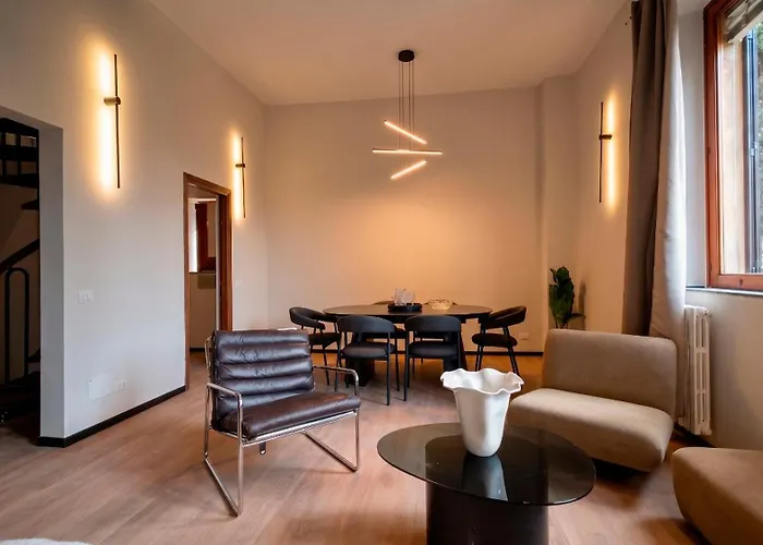 Trastevere Cinema Lofts Apartment